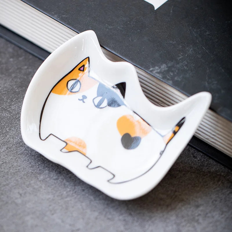 Ceramic Seasoning Dish Create Meaning Dish Japanese Cartoon Cute Cat Sauce Vinegar Dish Decoration Piece Wasabi Soy Sauce Dish