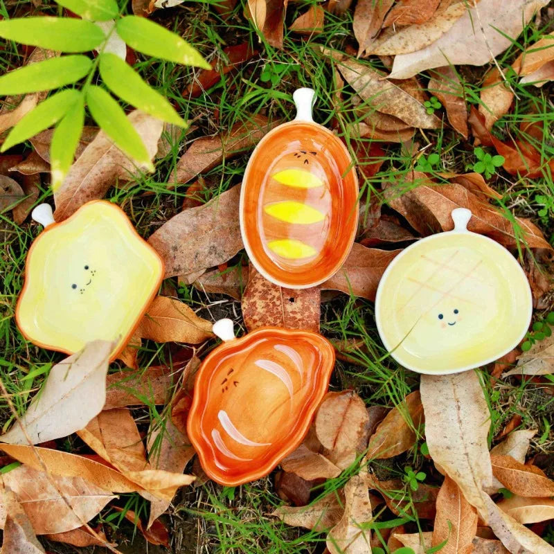 4pcs ceramic side dishes, small dipping saucers, mini small plates, cute bread shape tableware
