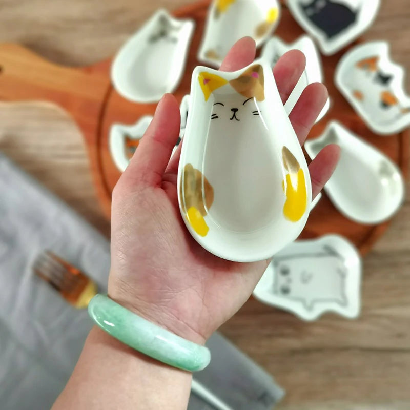 Ceramic Seasoning Dish Create Meaning Dish Japanese Cartoon Cute Cat Sauce Vinegar Dish Decoration Piece Wasabi Soy Sauce Dish