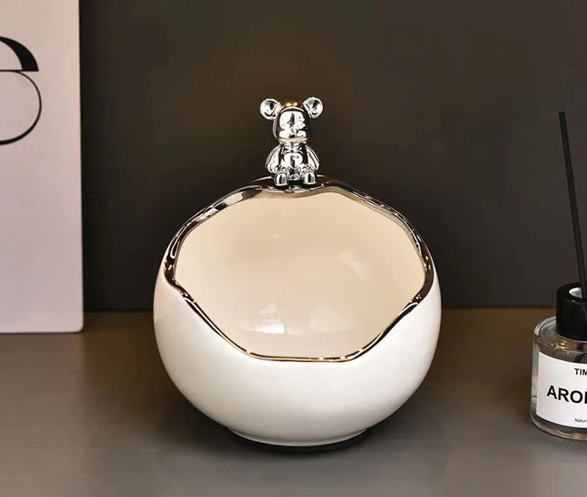 Ceramic Bear Tray Statue Accessory Storage Key Holder Candy Bowl Jewelry Earrings Suitable for Home Modern Table Office Decor