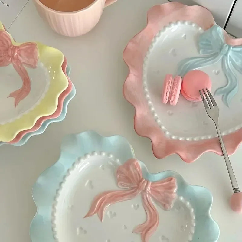 Heart-shaped Bow Wavy Edge Ceramic Dinnerware Set Ideal Cake Presentation, Korean Princess Pastry Platter, Lace-edged Rice Bowls