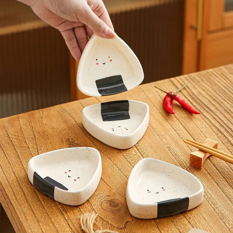 Ceramic Sauce Plate Lovely Sesame Dots Triangle Rice Ball Shaped Seasoning Disc cute design afternoon tea cutlery mini bowl