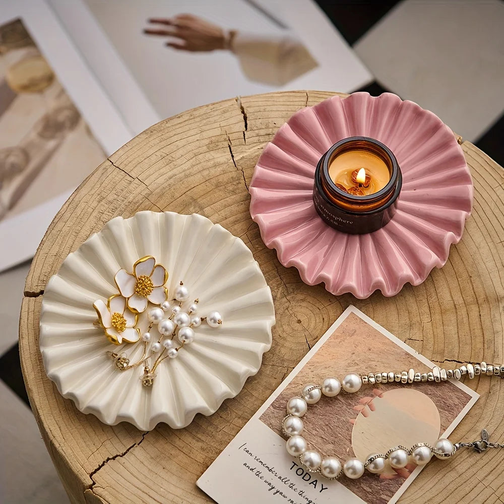 Elegant Jewelry Tray Ceramic Ruffle Decorative Tray Perfect Modern Jewelry Bowl with Scalloped Design for Coffee Table Organizer