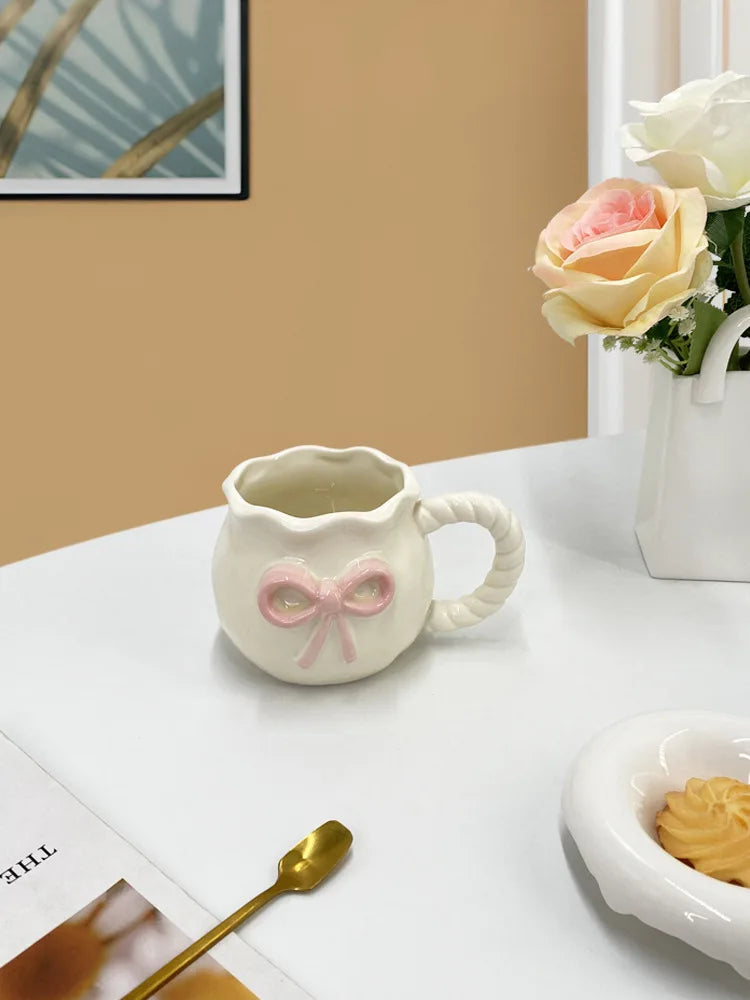 Ins-style girly girl hand-held bowknot coffee cup, afternoon tea ceramic cup, cute mug