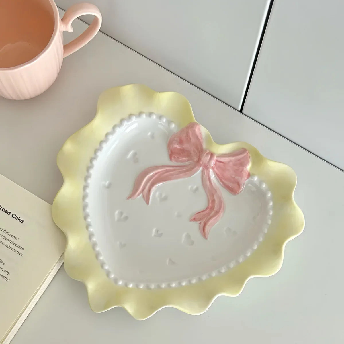 Heart-shaped Bow Wavy Edge Ceramic Dinnerware Set Ideal Cake Presentation, Korean Princess Pastry Platter, Lace-edged Rice Bowls