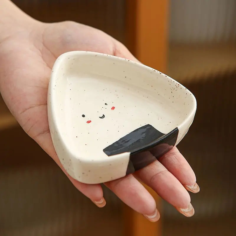 Ceramic Sauce Plate Lovely Sesame Dots Triangle Rice Ball Shaped Seasoning Disc cute design afternoon tea cutlery mini bowl
