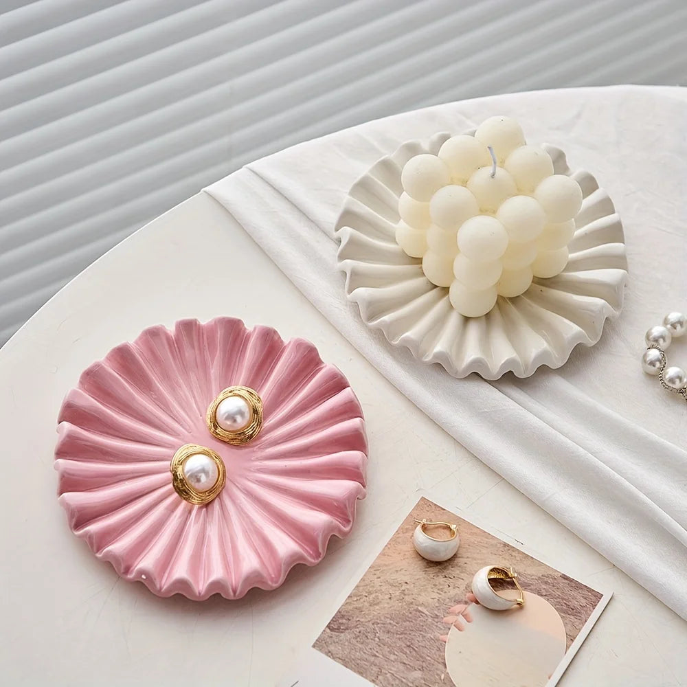 Elegant Jewelry Tray Ceramic Ruffle Decorative Tray Perfect Modern Jewelry Bowl with Scalloped Design for Coffee Table Organizer