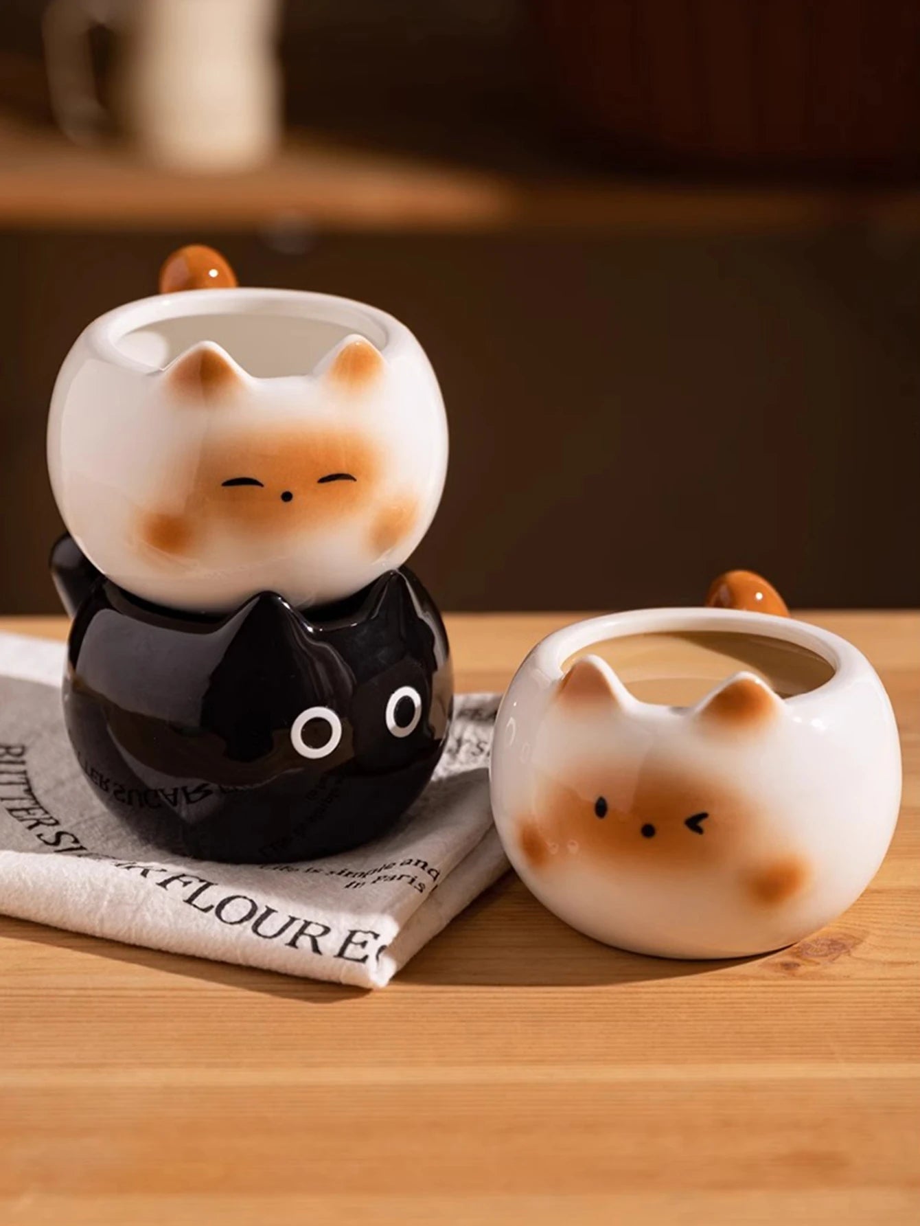 1Pc Siamese Cat Coffee Cup Creative Cute Kitten Mug High-Looking Exquisite Cup Suitable for Coffee Shop Latte Latte Cup Office Living Room Home Bedroom Drinking Cup Afternoon Tea Flower Tea Black Tea Cup Gift