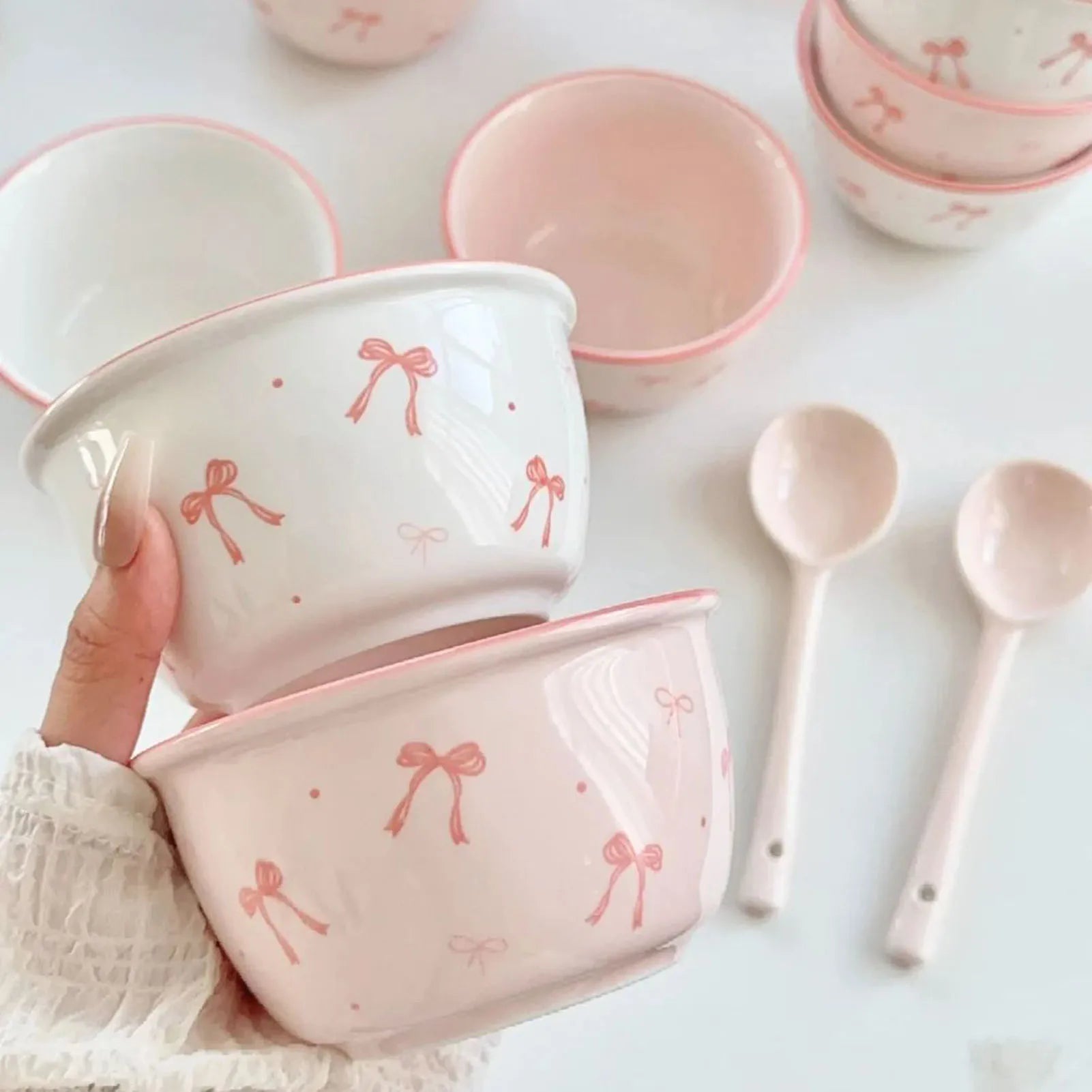Ceramic Serving Bowls Spoon with Unique Underglaze Color Bowknot Pattern Suitable for Ice Cream Soup Rice