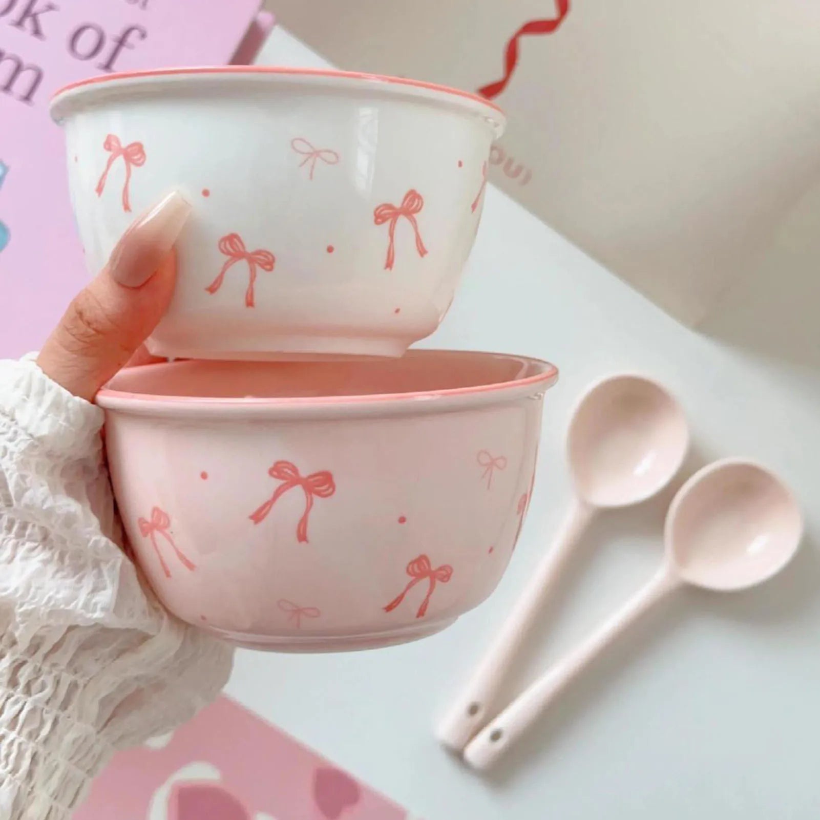 Ceramic Serving Bowls Spoon with Unique Underglaze Color Bowknot Pattern Suitable for Ice Cream Soup Rice