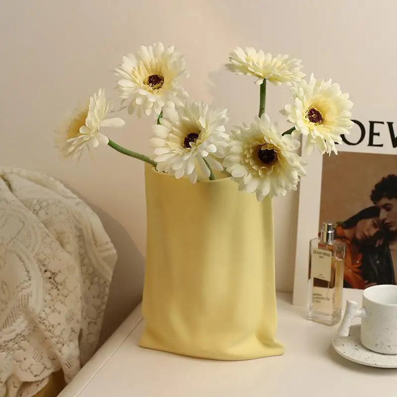 Beihanmei Cream Ceramic Vase Elegant Home Decor for Living Room Entryway Tabletop Flower Arrangement