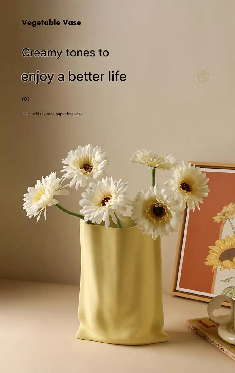 Luxury Holiday Gifts Ceramics Handmade Table Vase Flower Vase Illustrations Home Decor Simplicity Floral Ornaments for Bedroom