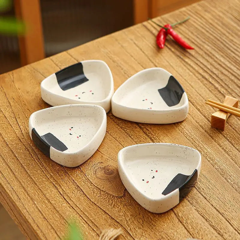 Ceramic Sauce Plate Lovely Sesame Dots Triangle Rice Ball Shaped Seasoning Disc cute design afternoon tea cutlery mini bowl