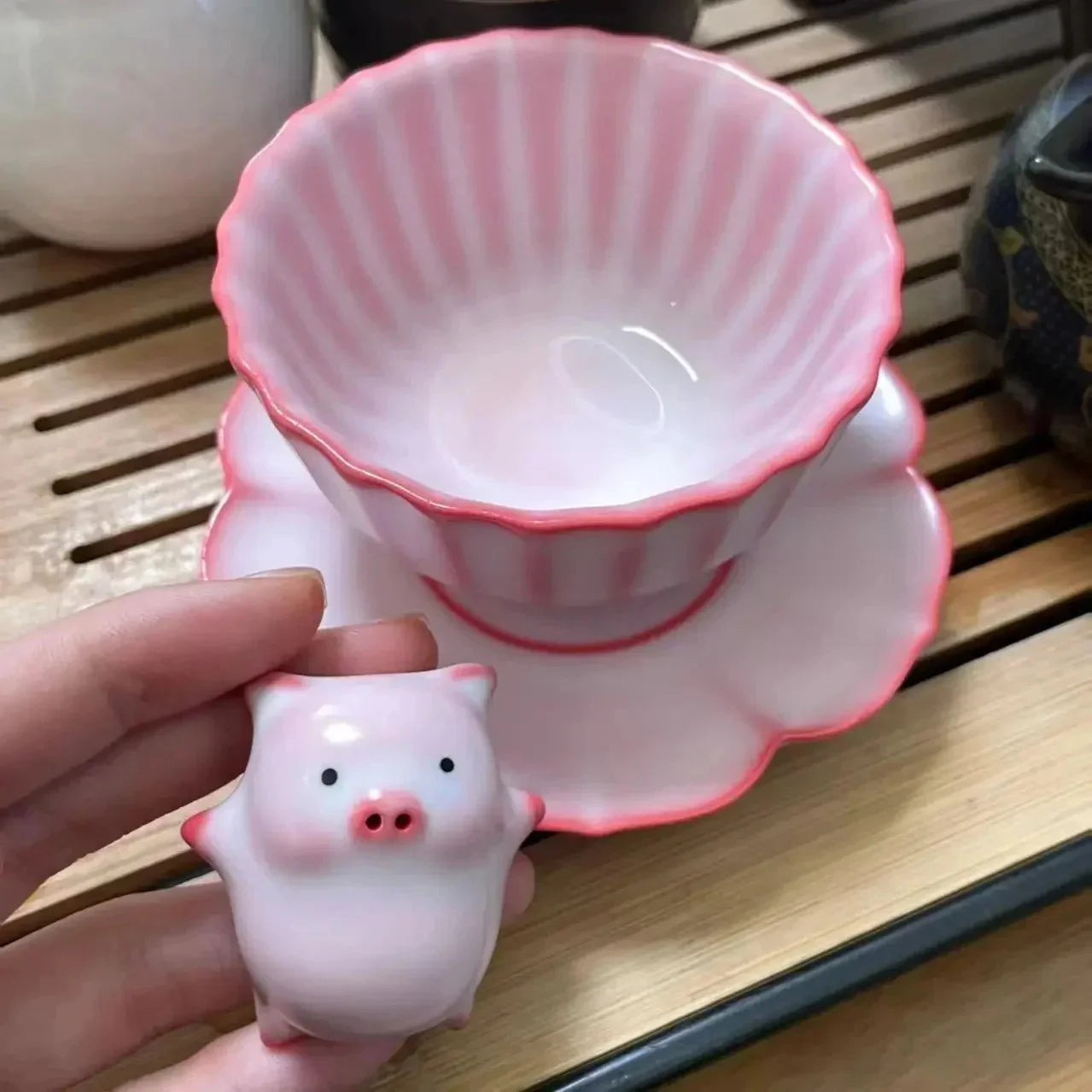 Creative Pig Inside Ceramic Teacup, Funny Bubble Spitting Pig Design, Espresso Coffee Water Mug, Cute Novelty Gift