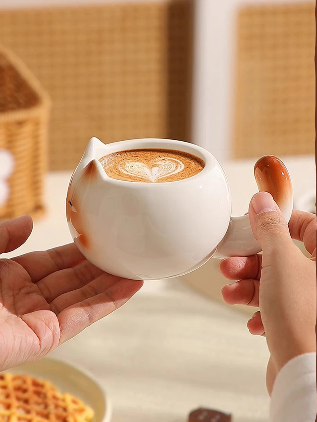 1Pc Siamese Cat Coffee Cup Creative Cute Kitten Mug High-Looking Exquisite Cup Suitable for Coffee Shop Latte Latte Cup Office Living Room Home Bedroom Drinking Cup Afternoon Tea Flower Tea Black Tea Cup Gift