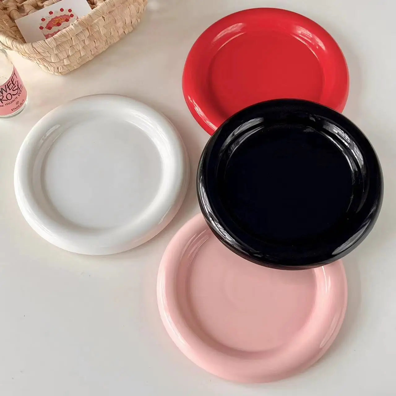 Round Ceramic Food Plate Ins Style Thick-edged Western Food Plate Creative Nordic Tableware Dessert Plate Steak Pasta Plate