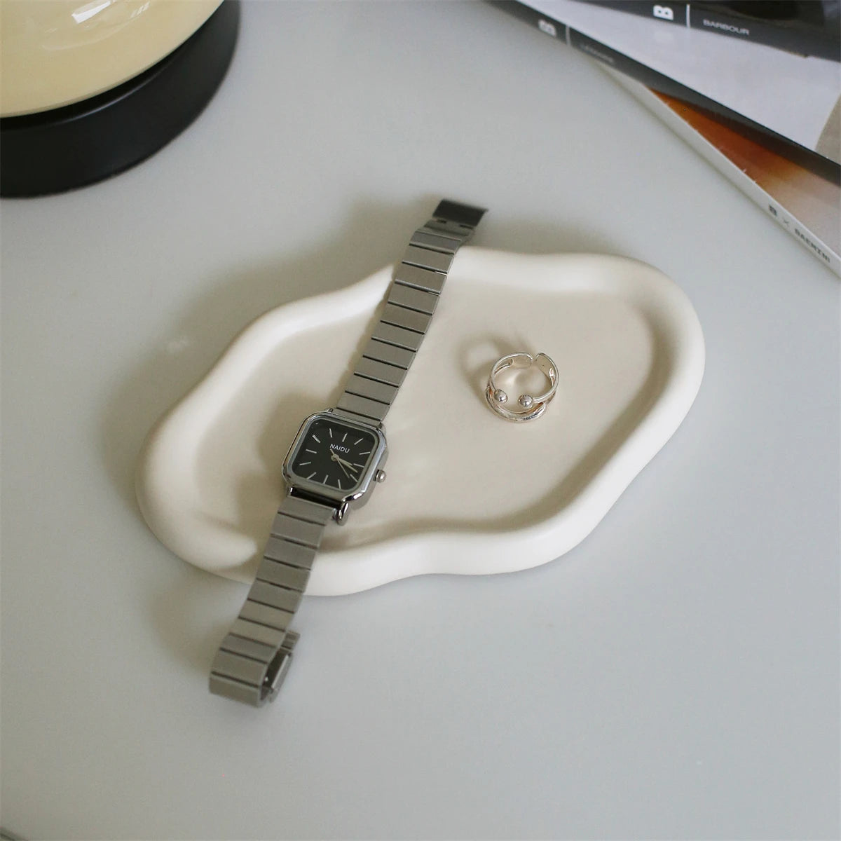 1Pc Irregular Cloud Ceramic Jewelry Tray Key Storage Ornament Display Tray Jewelry Tray Suitable for Home Decoration Living Room Bedroom Jewelry Storage Entry Entrance Storage Jewelry Tray Gift Gift