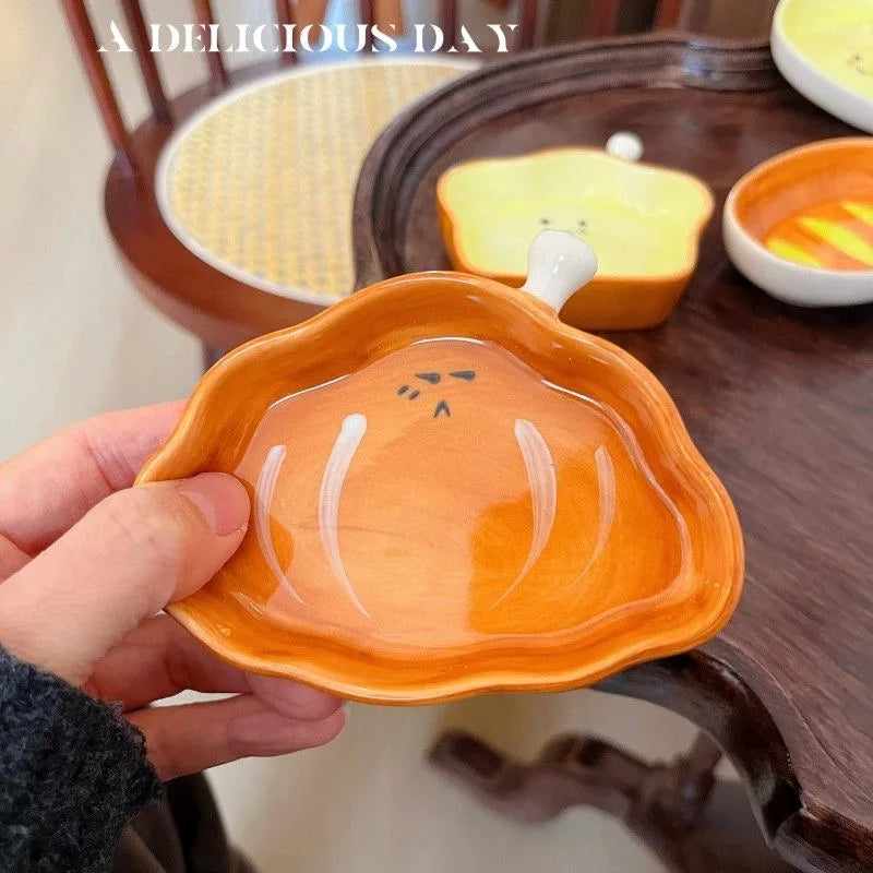 Ceramic bread plate cute croissant pattern dessert plate home creative plate