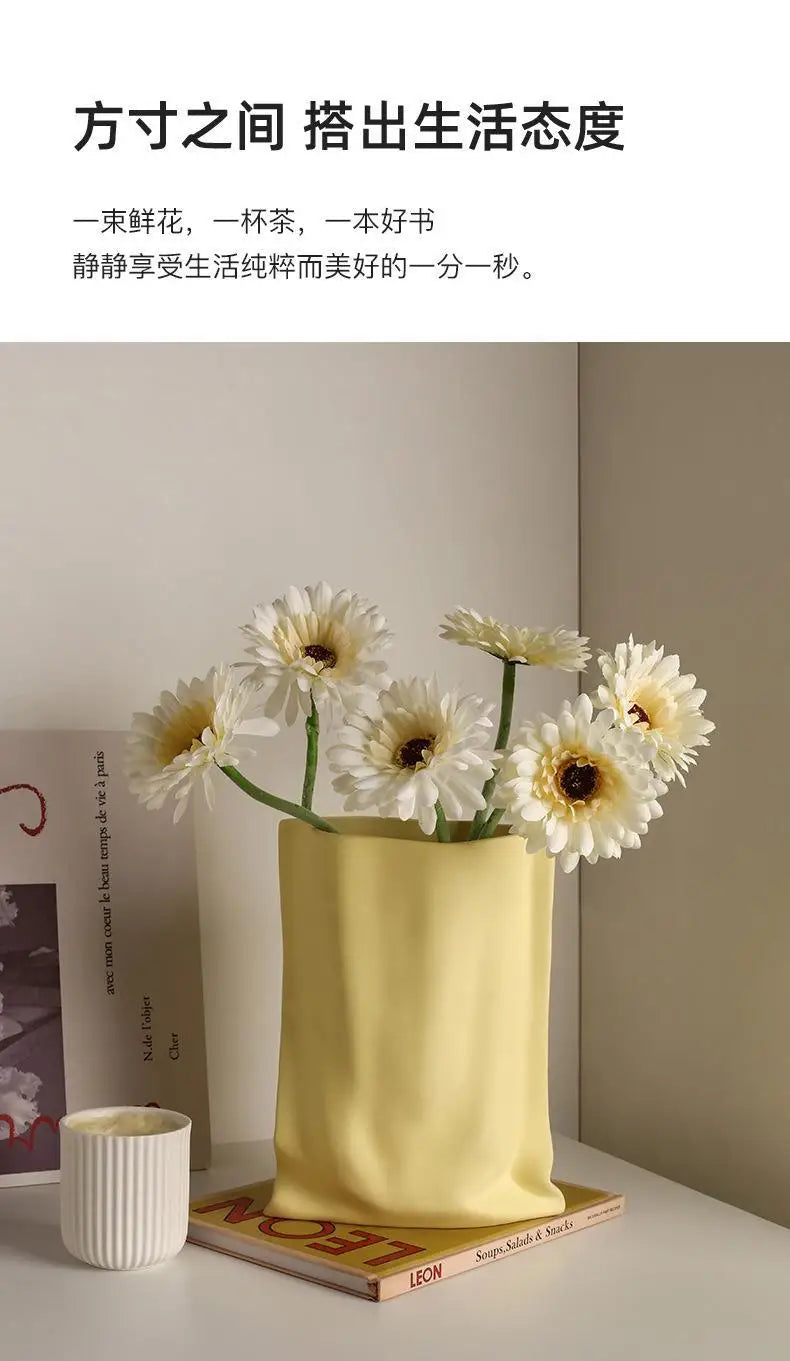 Beihanmei Cream Ceramic Vase Elegant Home Decor for Living Room Entryway Tabletop Flower Arrangement