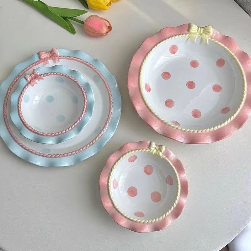 Heart-shaped Bow Wavy Edge Ceramic Dinnerware Set Ideal Cake Presentation, Korean Princess Pastry Platter, Lace-edged Rice Bowls